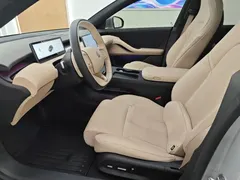 2024 Nio ET5T 75kWh Touring — фото 8