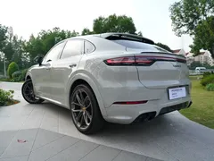 2020 Porsche Cayenne S Coupe 2.9T — фото 17