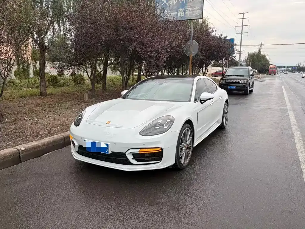 2023 Porsche Panamera 2.9T