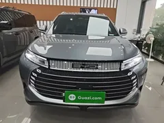 2023 BYD Frigate 07 DM-p PHEV 175KM 4WD Flagship — фото 3