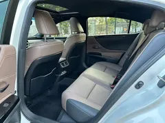 2022 Lexus ES 200 Excellence, белый — фото 8