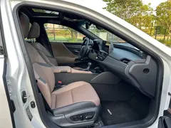2022 Lexus ES 200 Excellence, белый — фото 12