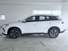 2025 BYD Song Pro 2nd Gen DM-i PHEV 115KM Exceed, белый — фото 4