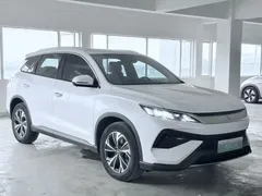 2025 BYD Song Pro 2nd Gen DM-i PHEV 115KM Exceed, белый — фото 9
