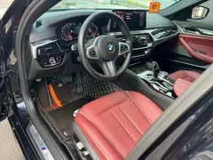 2022 BMW 5 Series 525Li M Sport Package, чёрный — фото 5