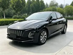 2024 Hongqi E-QM5 EV 610km Plus, чёрный — фото 1
