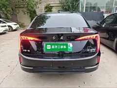 2024 Hongqi E-QM5 EV 610km Plus, чёрный — фото 6