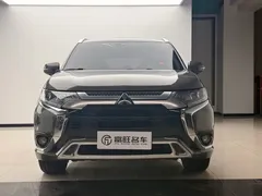 2021 Mitsubishi Outlander 2.4L 4WD 7-seat — фото 2