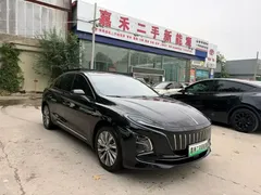 2024 Hongqi E-QM5 EV 610km Plus, чёрный — фото 2