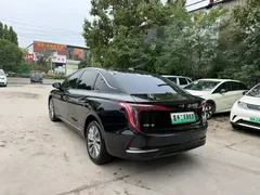 2024 Hongqi E-QM5 EV 610km Plus, чёрный — фото 6