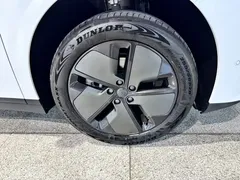 2025 Li Auto i6 2WD Standard, белый — фото 7