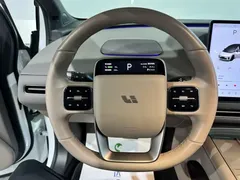2025 Li Auto i6 2WD Standard, белый — фото 13