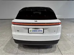 2025 Li Auto i6 2WD Standard, белый — фото 25