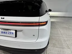 2025 Li Auto i6 2WD Standard, белый — фото 28