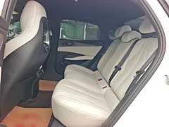 2024 BYD Seal 06 DM-i PHEV 80km Luxury, белый — фото 17