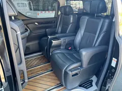 2021 Toyota Vellfire 2.5L Hybrid HV Luxury, чёрный — фото 9