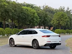 2021 Geely Preface 2.0T Flagship, белый — фото 5