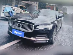 2022 Volvo S90, чёрный — фото 1
