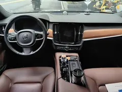 2022 Volvo S90, чёрный — фото 12