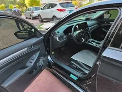 2022 Honda Accord 260TURBO Luxury, чёрный — фото 12