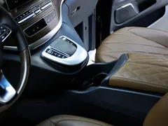 2020 Mercedes-Benz V-Class V 260 L Long Wheelbase Luxury, чёрный — фото 22