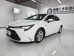2022 Toyota Levin Hybrid 1.8H E-CVT Luxury, белый — фото 1