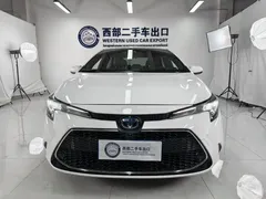 2022 Toyota Levin Hybrid 1.8H E-CVT Luxury, белый — фото 2