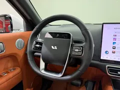 2025 Li Auto L8 Smart Refresh, белый — фото 15
