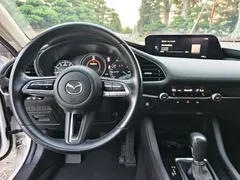 2021 Mazda 3 2.0L AT, белый — фото 8