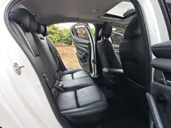 2021 Mazda 3 2.0L AT, белый — фото 10