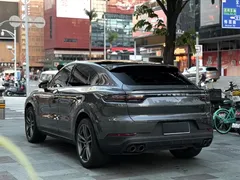 2022 Porsche Cayenne Coupe 3.0T Platinum — фото 4