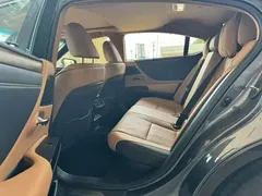 2022 Lexus ES 300h Executive — фото 12