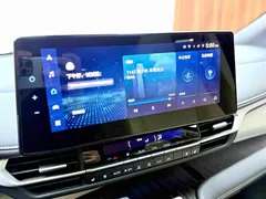 2023 Toyota Sienna 2.5L Hybrid Premium, белый — фото 12