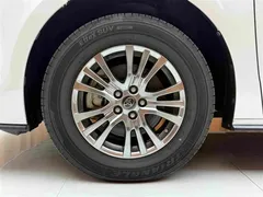 2023 Toyota Sienna 2.5L Hybrid Premium, белый — фото 18
