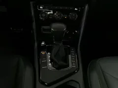 2021 Volkswagen Tiguan L 330TSI AT 2WD R-Line — фото 13