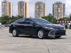 2023 Toyota Camry Hybrid 2.5HGVP Leading, чёрный — фото 5