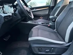2023 Volkswagen Golf 280TSI DSG Pro, зелёный — фото 11