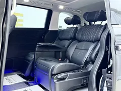 2022 Honda Elysion 2.0L e:HEV Hybrid Luxury, чёрный — фото 22