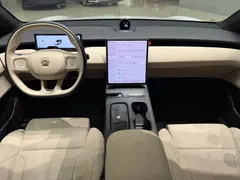 2024 Nio ET5T 75kWh Touring, белый — фото 7
