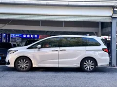 2024 Honda Odyssey 2.0L e:HEV Hybrid, белый — фото 3