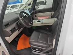 2024 Li Auto MEGA Ultra, белый — фото 15