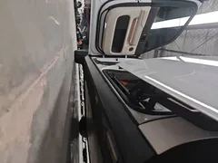 2024 Li Auto MEGA Ultra, белый — фото 22