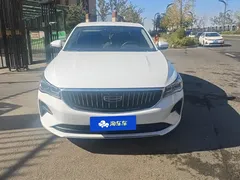 2022 Geely Emgrand 4th Gen 1.5L MT Luxury, белый — фото 2
