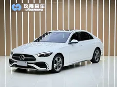 2022 Mercedes-Benz C-Class C 200 L Sport, белый — фото 1