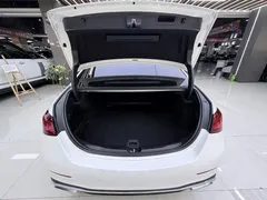 2022 Mercedes-Benz C-Class C 200 L Sport, белый — фото 19