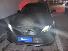 2023 Toyota Camry 2.5G Luxury, чёрный — фото 2