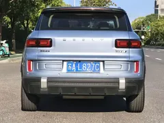 2023 Geely ICON 1.5TD, синий — фото 4
