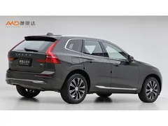 2022 Volvo XC60 2.0T B5 4WD Luxury — фото 3
