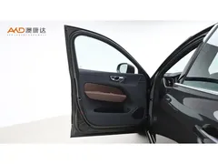 2022 Volvo XC60 2.0T B5 4WD Luxury — фото 10