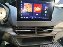 2023 Hongqi E-QM5 Basic Mobility, чёрный — фото 13